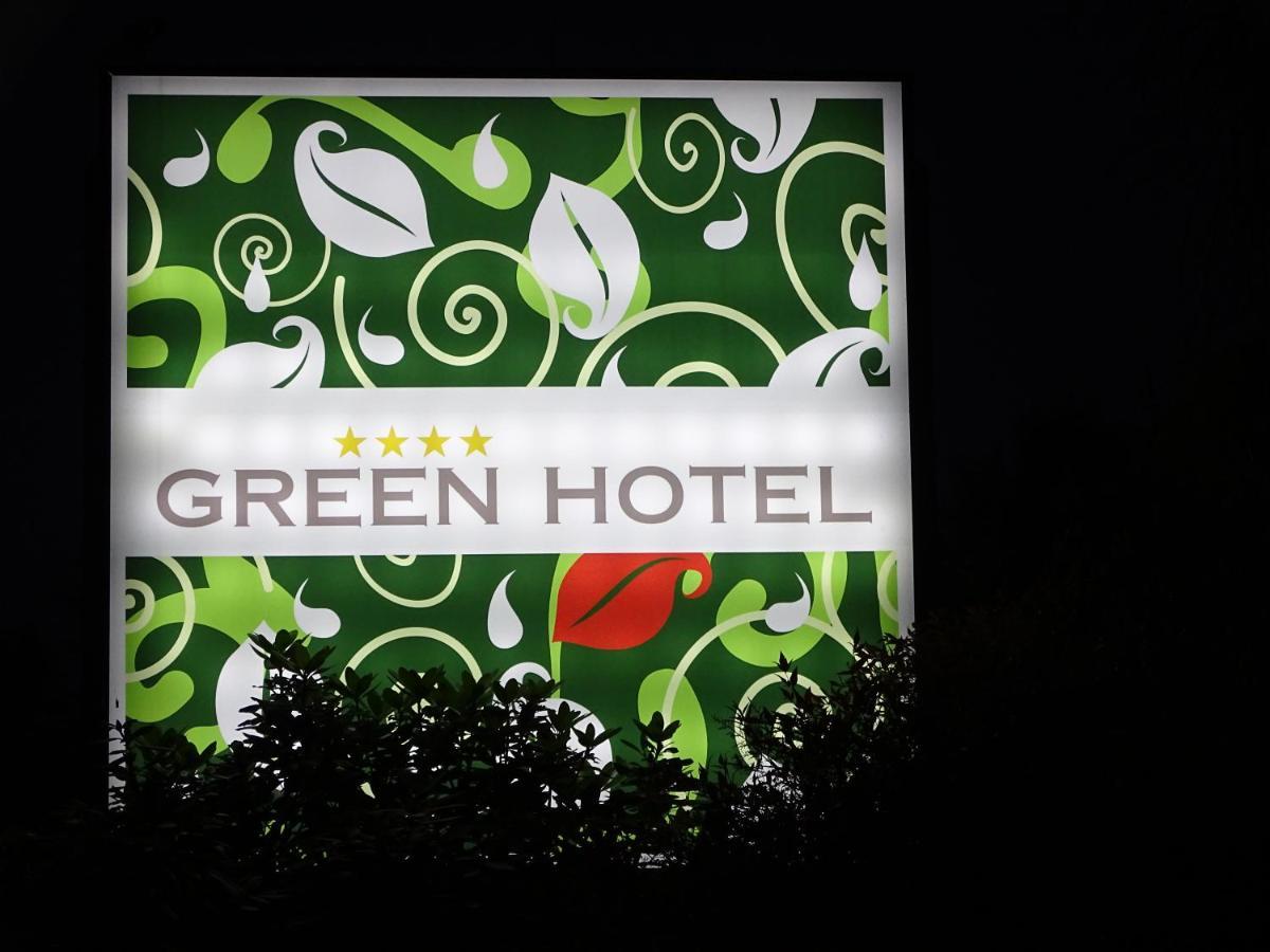 Green Hotel Motel Vergiate Exteriér fotografie